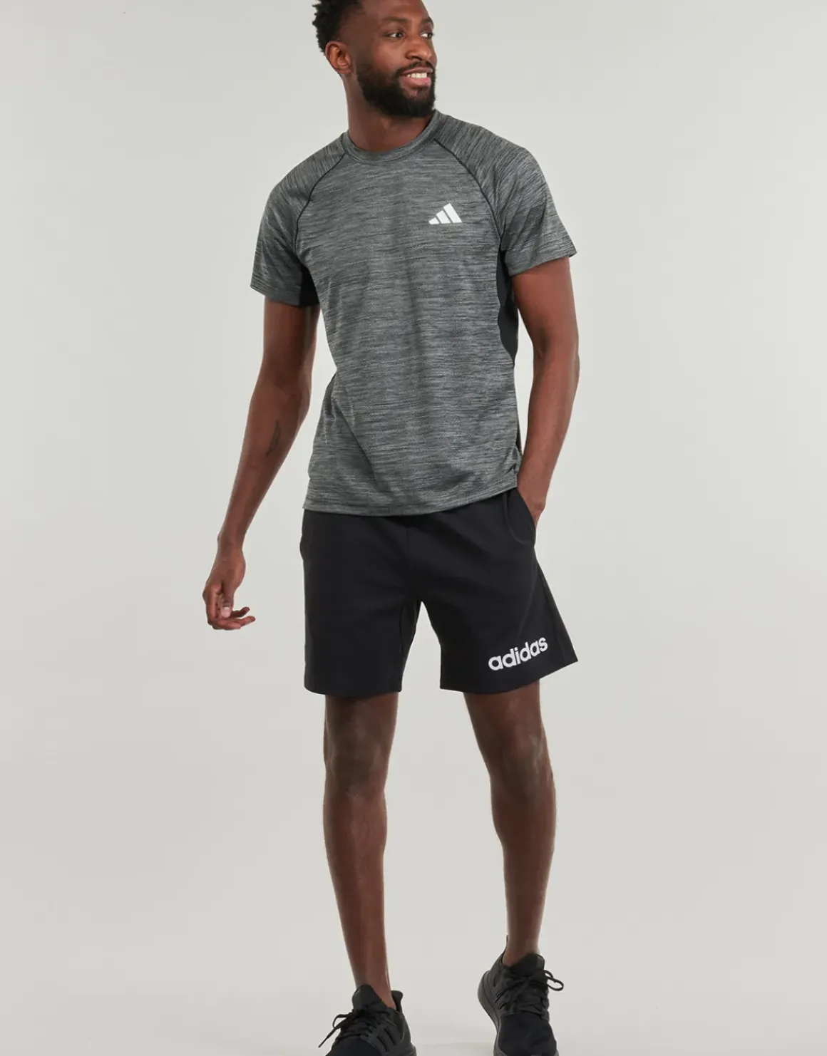 Adidas Sportswear - JE9012