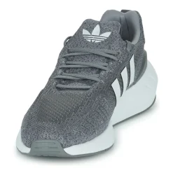 adidas Originals - SWIFT RUN 22