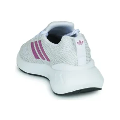 adidas Originals - SWIFT RUN 22 J