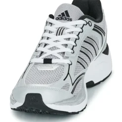 Adidas Sportswear - SPIRITAIN 2000