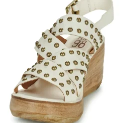 Airstep / A.S.98 - NOA STUD