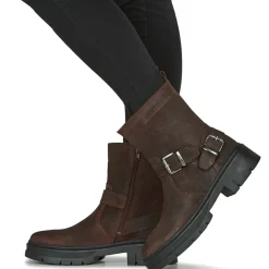 Bullboxer - YASMIN BUCKLE