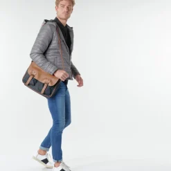 Casual Attitude - JATISE
