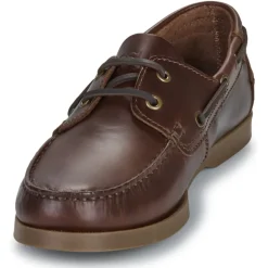 Casual Attitude - REVORO