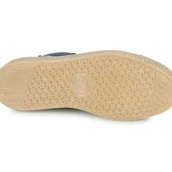 Casual Attitude - YEYE
