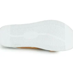 Clarks - ELAYNE CROSS