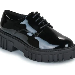 Clarks - PAGE WALK