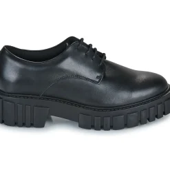 Clarks - PAGE WALK