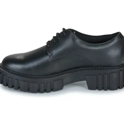 Clarks - PAGE WALK