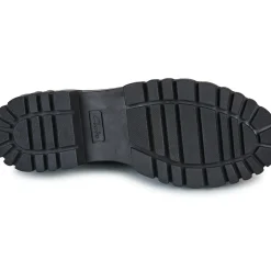 Clarks - PAGE WALK