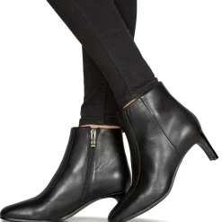 Clarks - SEREN55 TOP