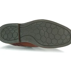 Clarks - UN HUGH LACE