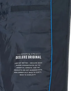 Deeluxe - CASTLE
