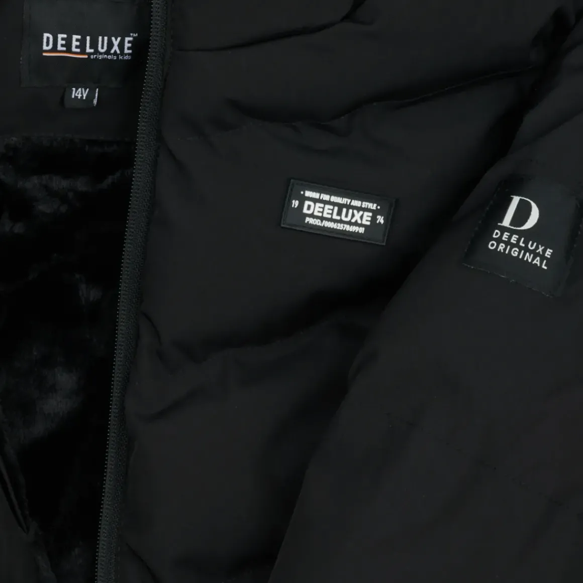 Deeluxe - INTEREST
