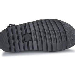 Dr. Martens - Voss IIBlack Athena
