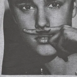 Eleven Paris - BIEBER W