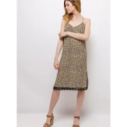 Fashion brands - ICP1152_ECRU