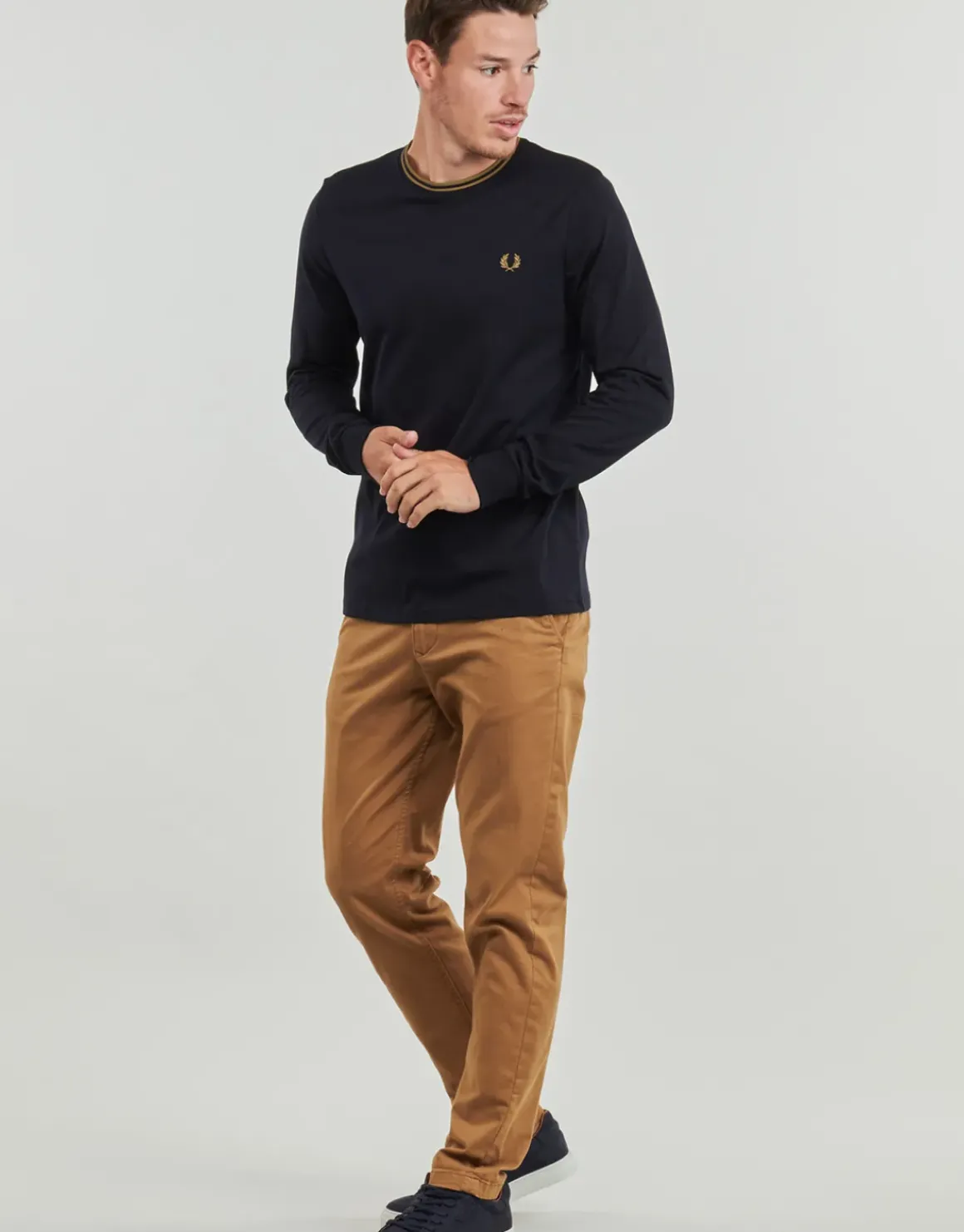 Fred Perry - TWIN TIPPED