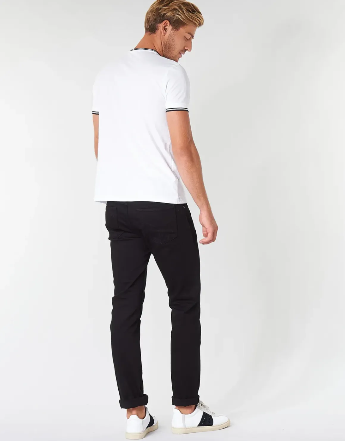 Fred Perry - TWIN TIPPED T-SHIRT