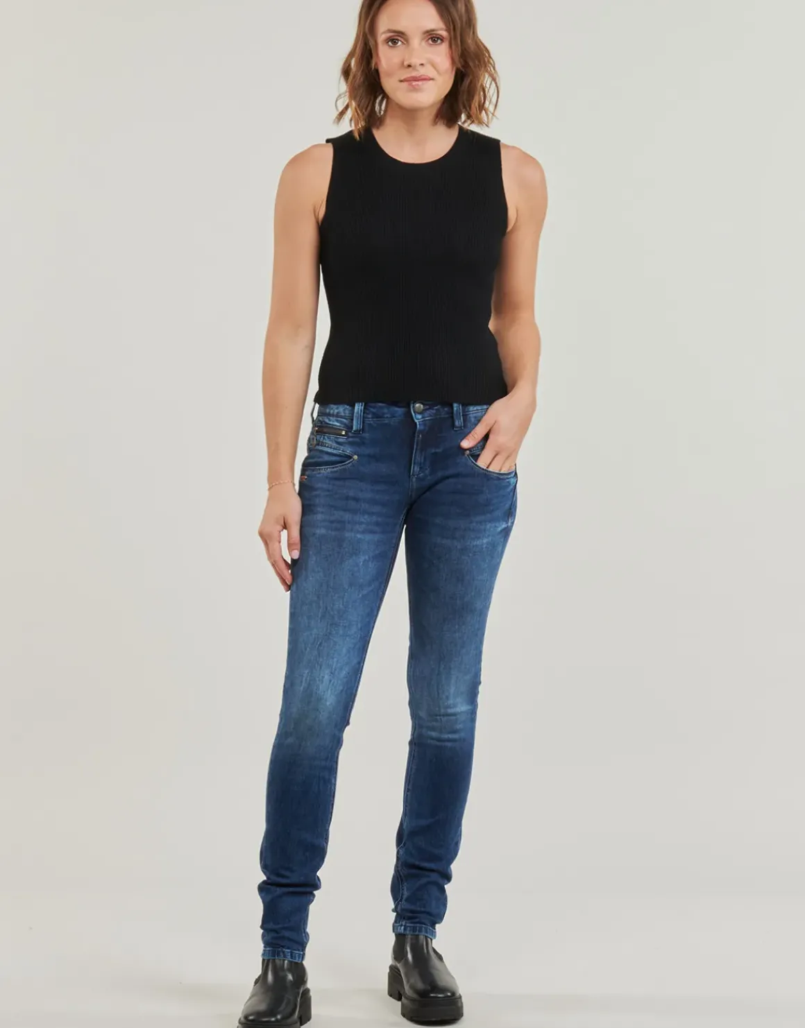 Freeman T.Porter - ALEXA SLIM SDM