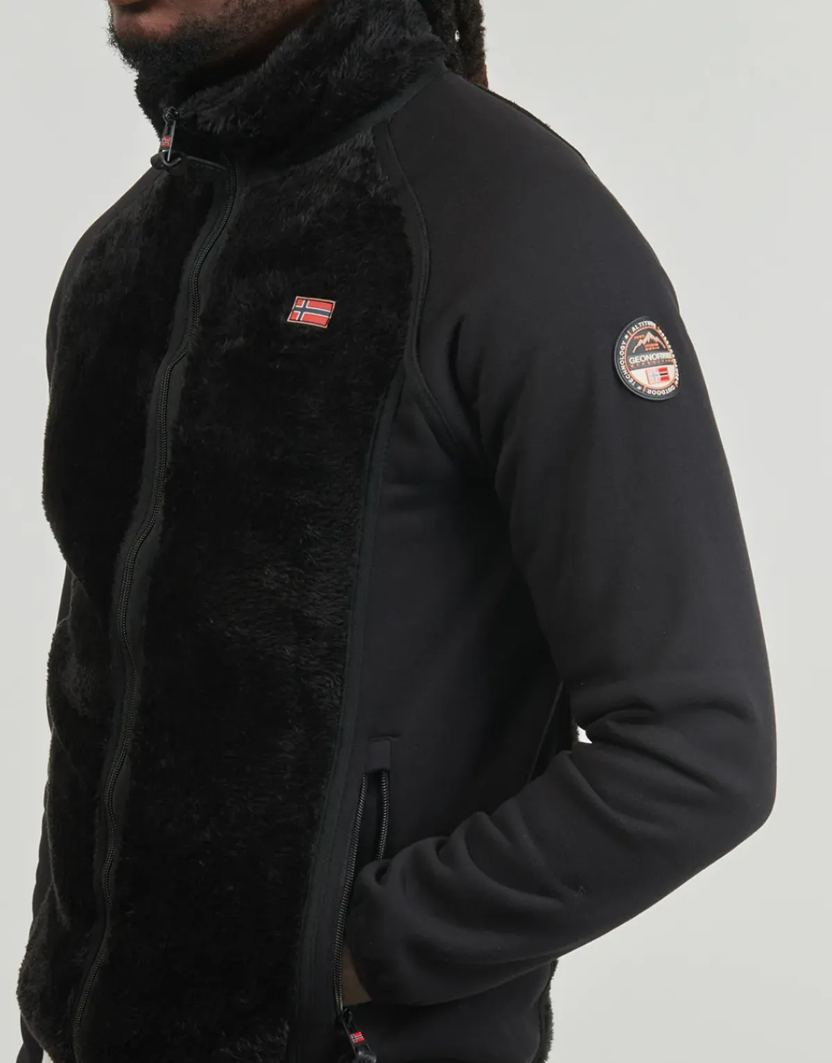 Geographical Norway - TITANOZ