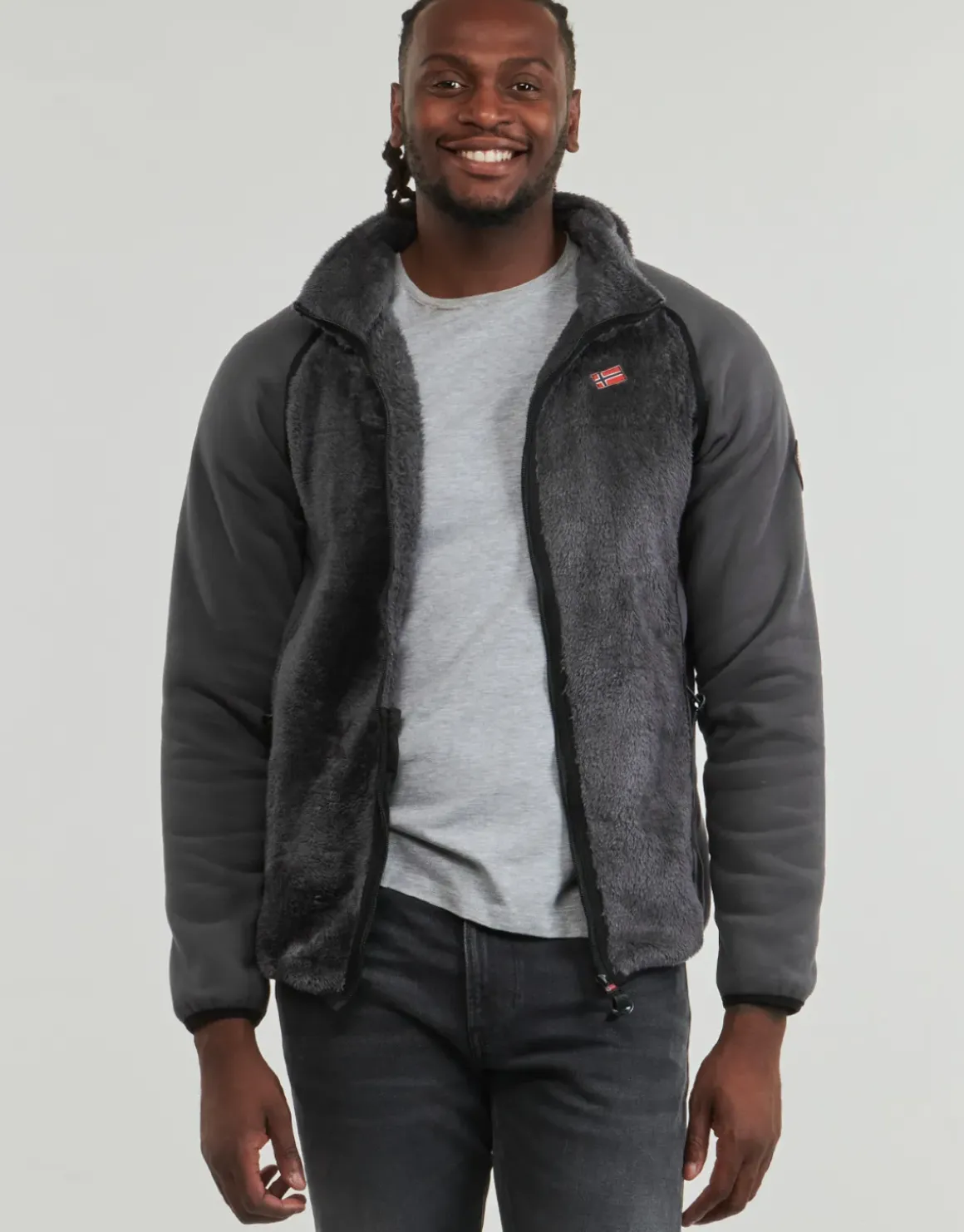 Geographical Norway - TITANOZ