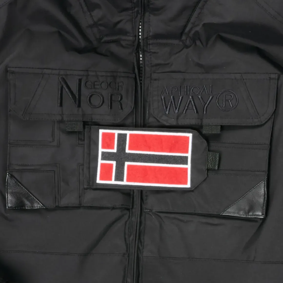 Geographical Norway - BENCH