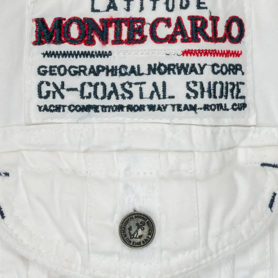 Geographical Norway - POUDRE