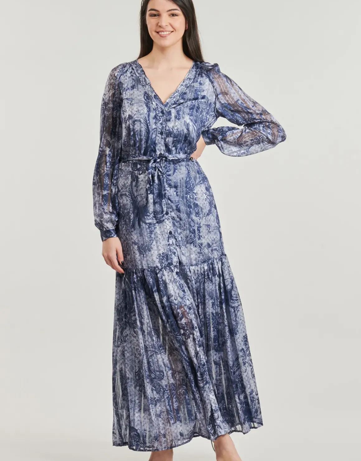 Guess - BREANNA LONG