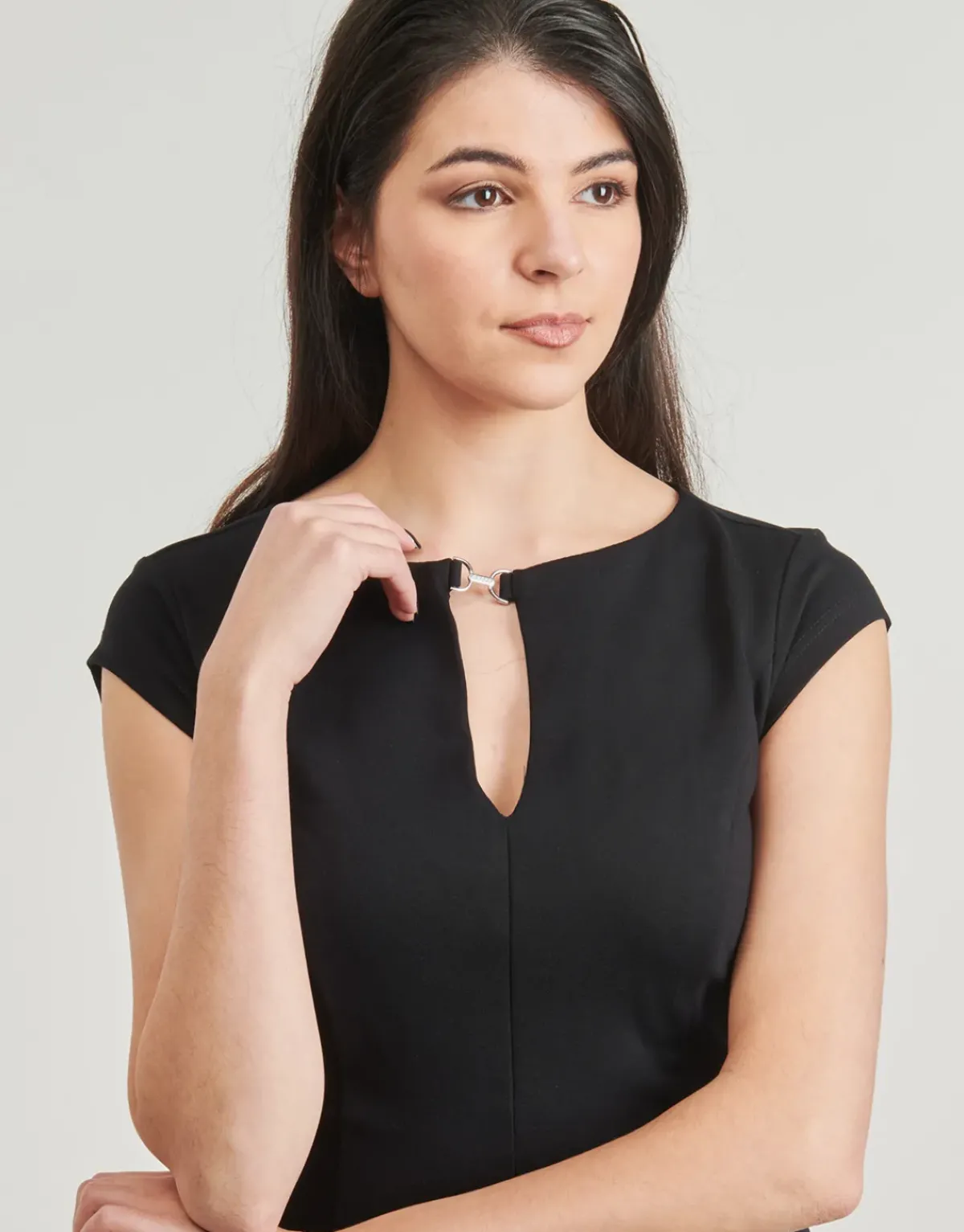 Guess - DOROTEA