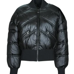 Guess - LOU BOMBER