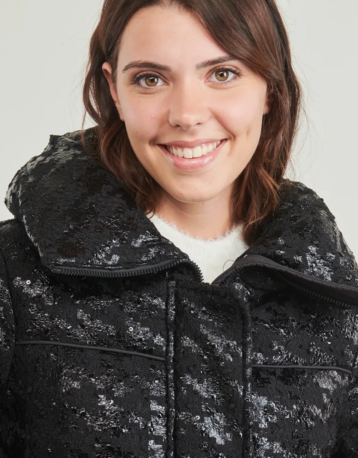 Guess - MELIE HOUNDSTOOTH PUFFER