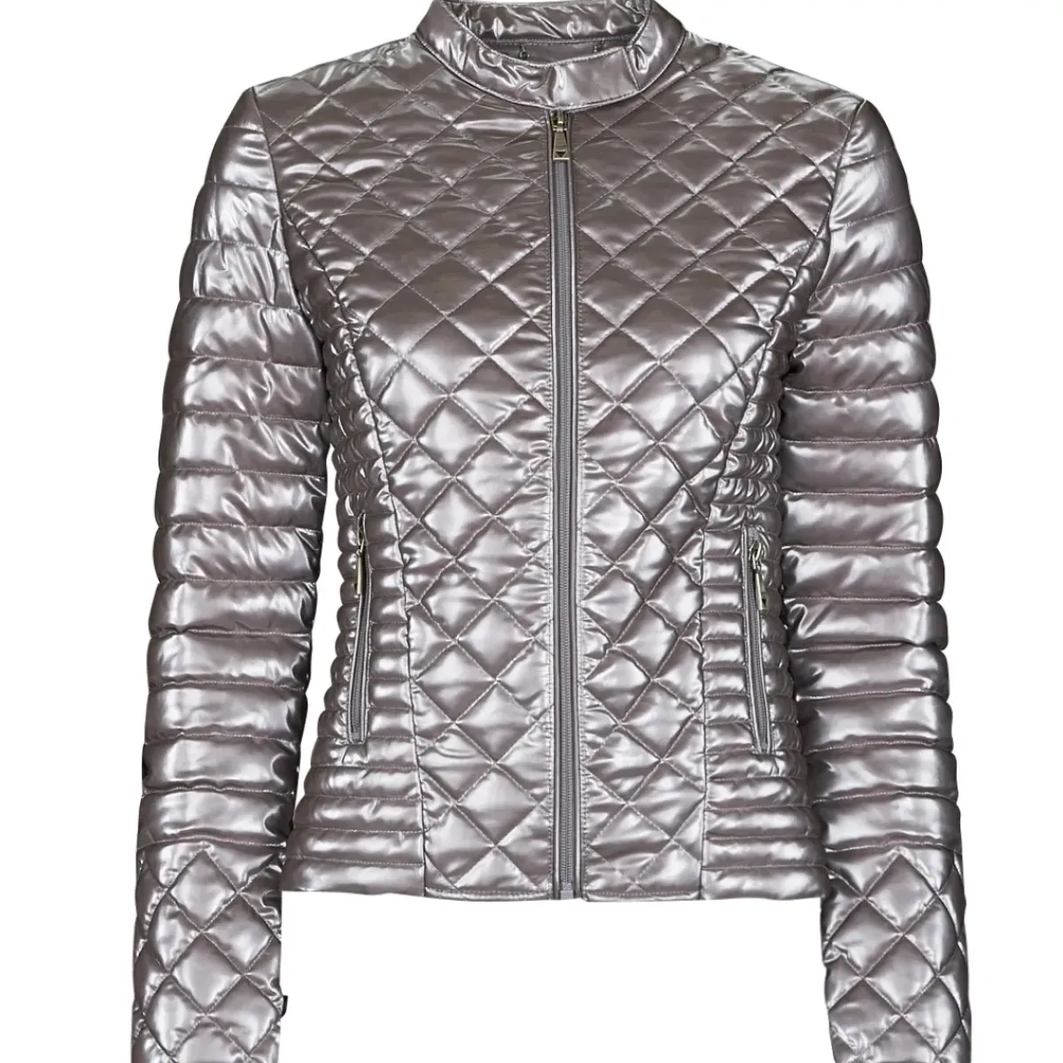 Guess - NEW VONA