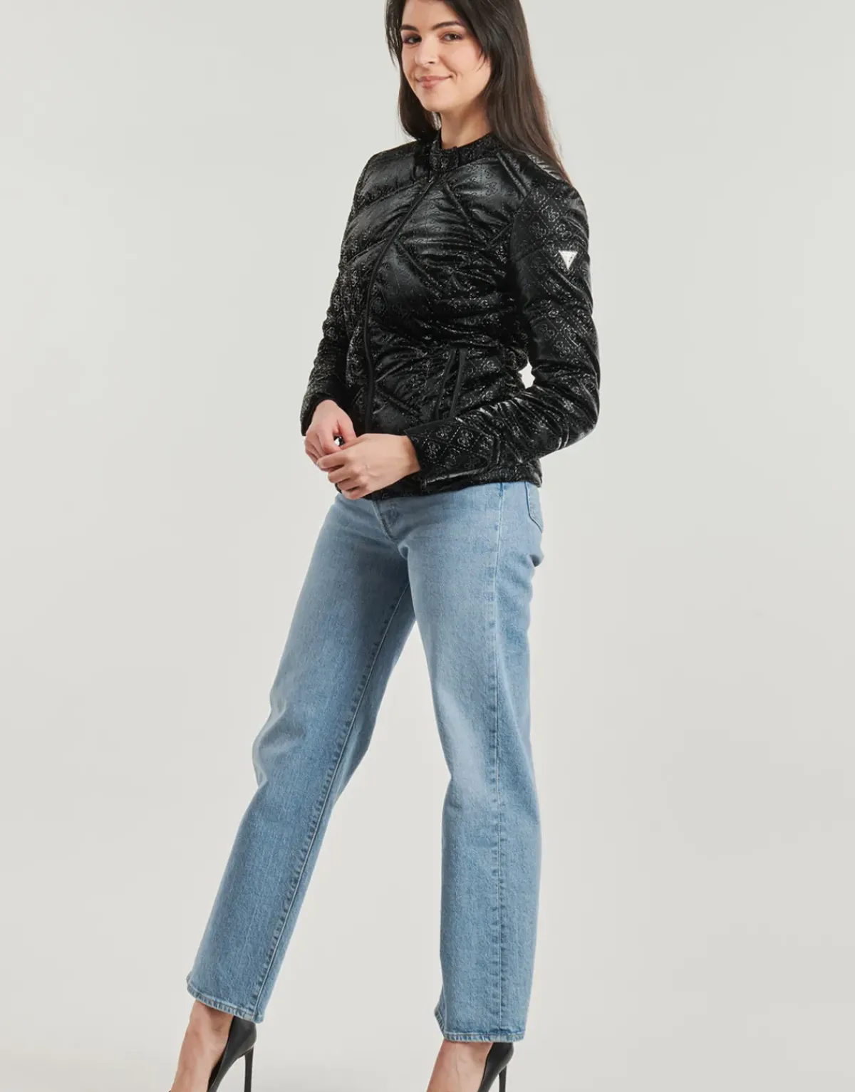 Guess - NEW VONA