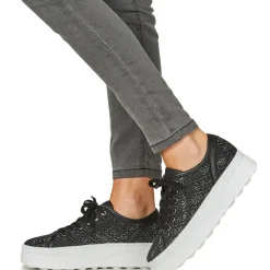 Guess - QUEENY