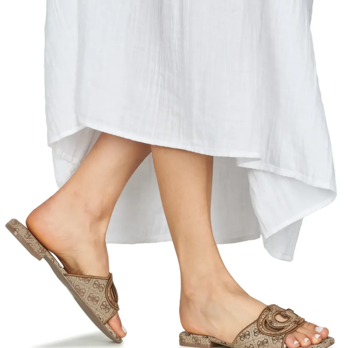 Guess - TARISHA