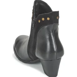Hush puppies - KRIS KORINA