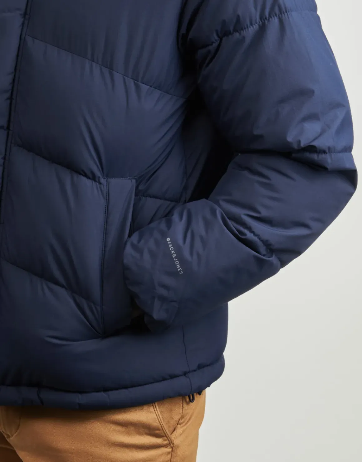 Jack & Jones - JJWORLD