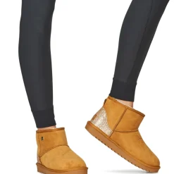 Kangaroos - K-UW Broome