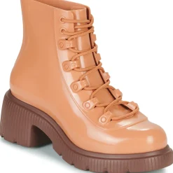 Melissa - MELISSA COSMO BOOT AD