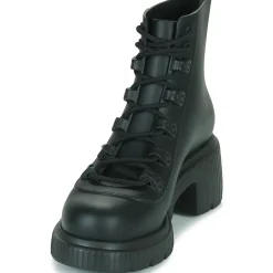Melissa - MELISSA COSMO BOOT AD