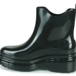 Melissa - MELISSA GRIP BOOT AD