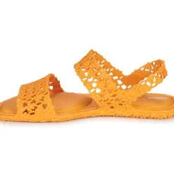 Melissa - MELISSA PANC SANDAL + ISABELA CAPETO AD