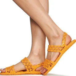 Melissa - MELISSA PANC SANDAL + ISABELA CAPETO AD