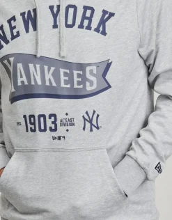 New-Era - MLB PENNANT GRAPHIC HOODIE NEW YORK YANKEES