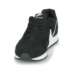 Nike - VENTURE RUNNER
