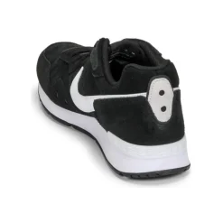 Nike - VENTURE RUNNER SUEDE