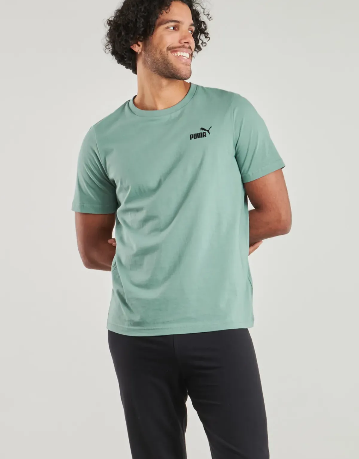 Puma - ESS SMALL LOGO TEE