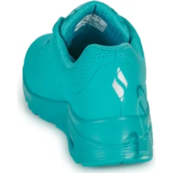 Skechers - JGOLDCROWN: UNO - SPREAD THE LOVE