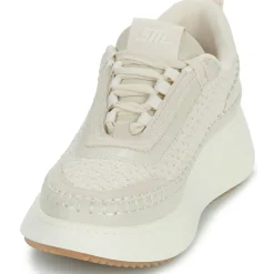 Steve Madden - DOUBLETAKE